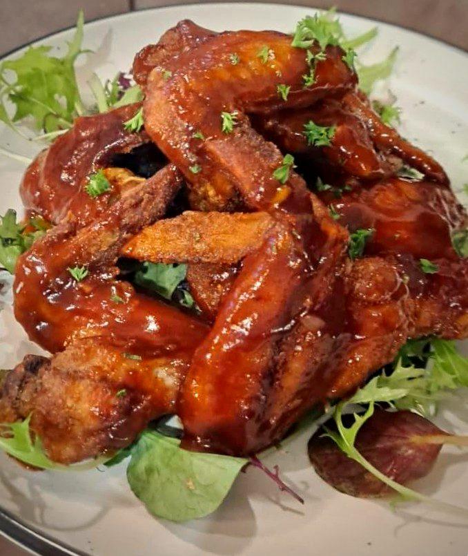 Glazed BBQ chicken wings